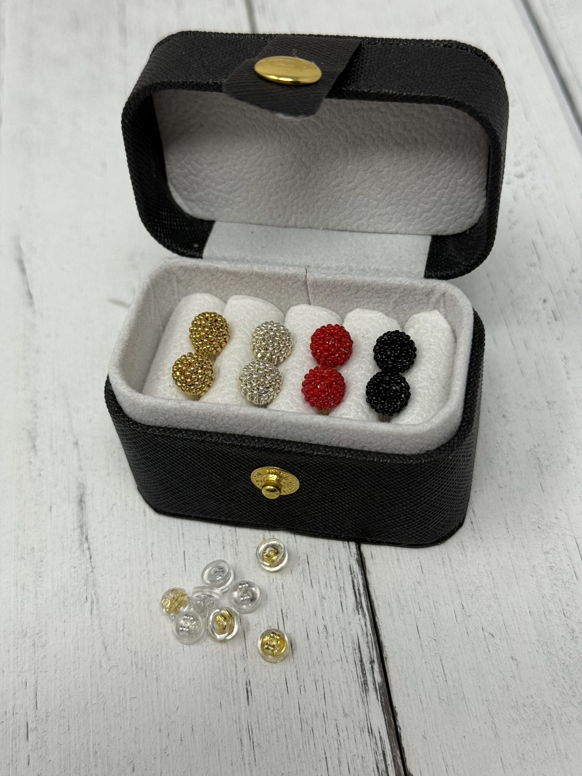 15/0 Charlotte Cuts (4 Pairs)