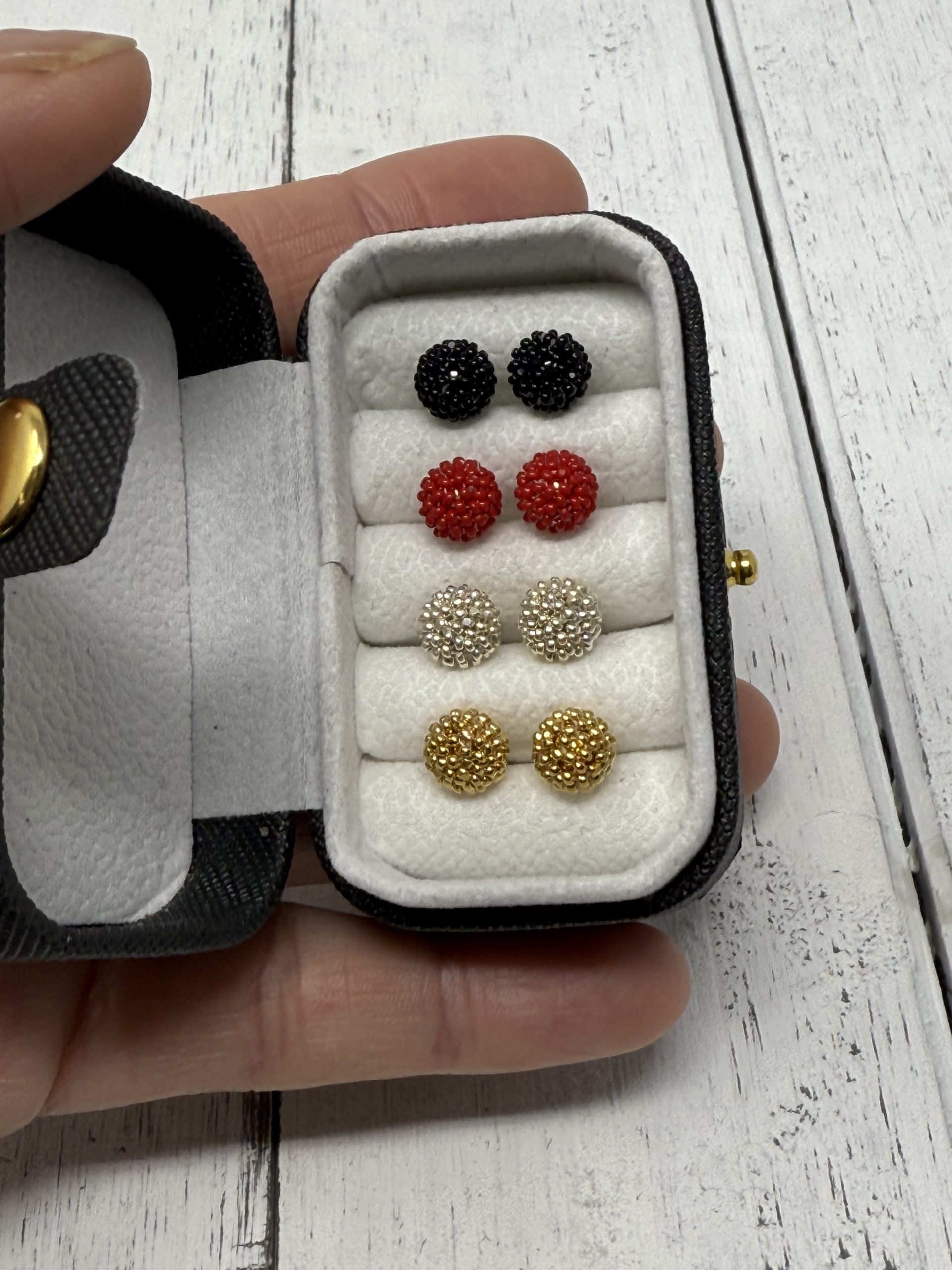 15/0 Charlotte Cuts (4 Pairs) - Image 3